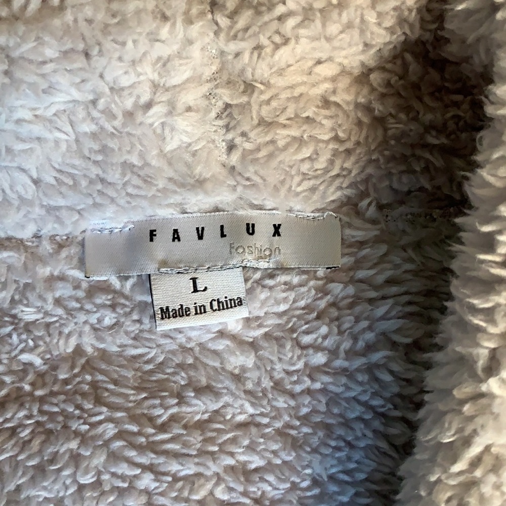 Favlux Gray Vest - Picture 5 of 6